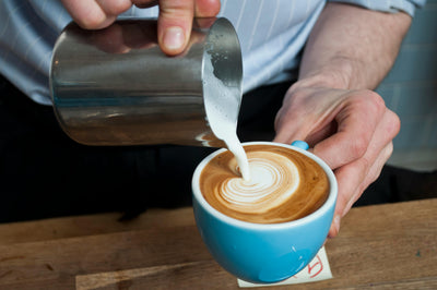 Latte Art : comment dessiner un cœur parfait dans votre café